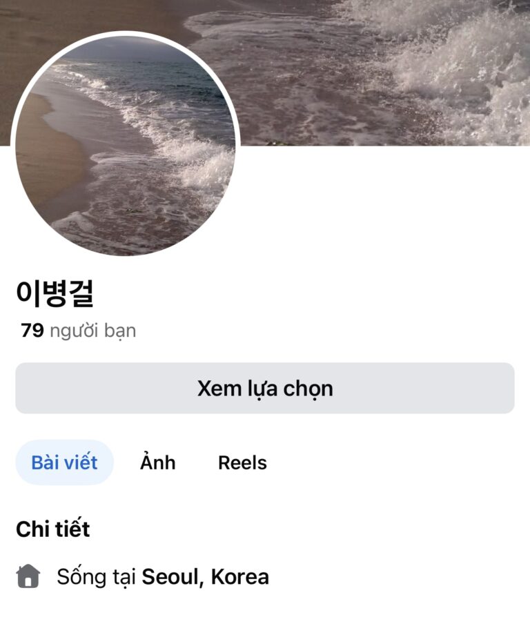 Phục vụ bàn tại quán ăn ở Pangyo